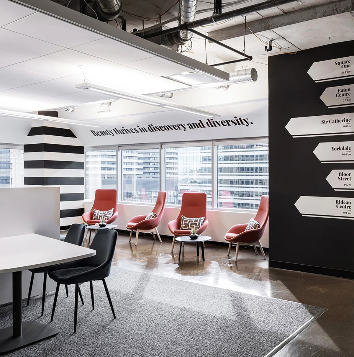 Sephora���׶��ܲ�������Ԥ�㡰ױ����Ʒ�Ƹ߼���