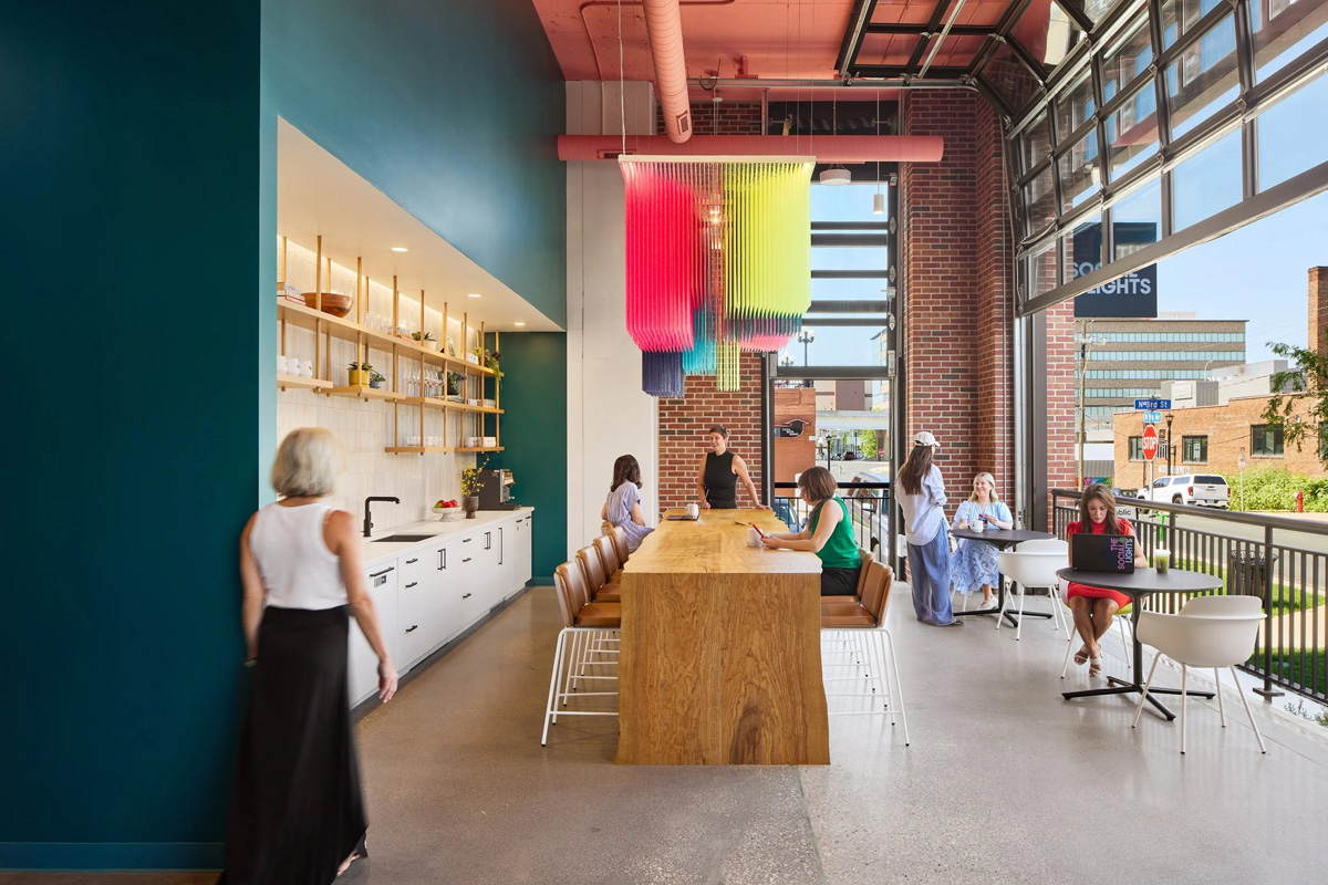 ��������Ϊ���������罻ý��The Social Lights�Ѱ칫�����ɴ���־�