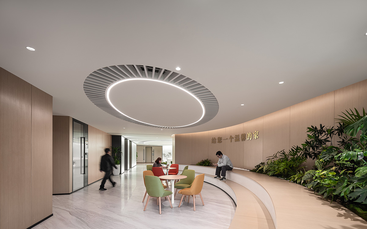 ����ʱ�����ַ������Ϻ��ܲ��칫