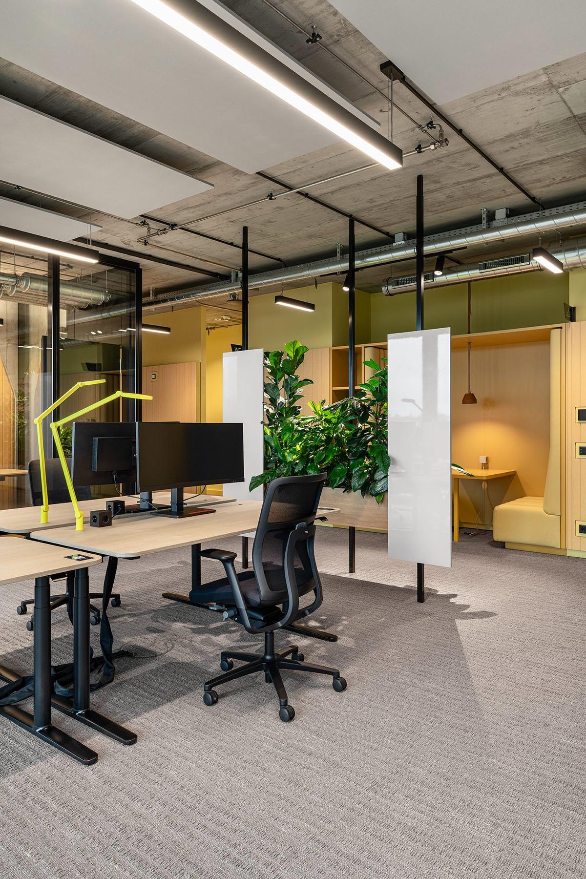 ��ѯ��ͷ�����ܲ����¾���ʷ��ӵ��ת����ɳ���