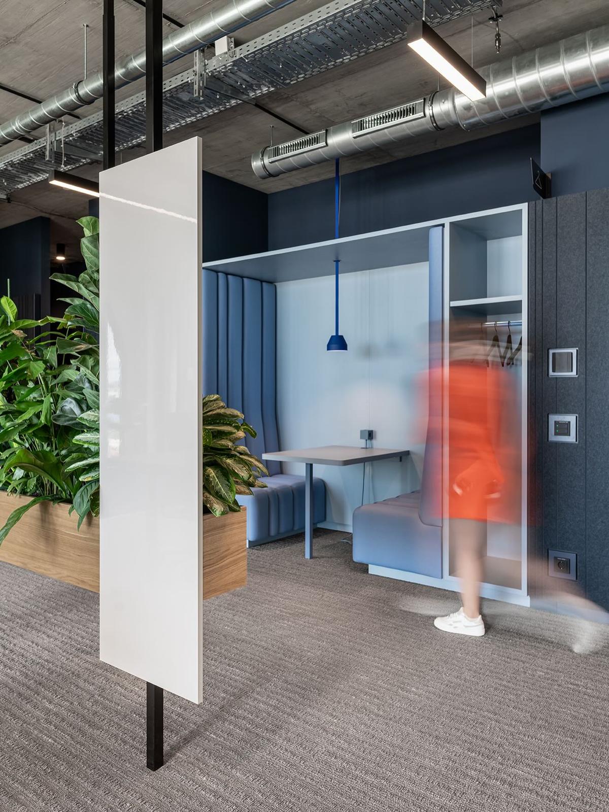 ��ѯ��ͷ�����ܲ����¾���ʷ��ӵ��ת����ɳ���