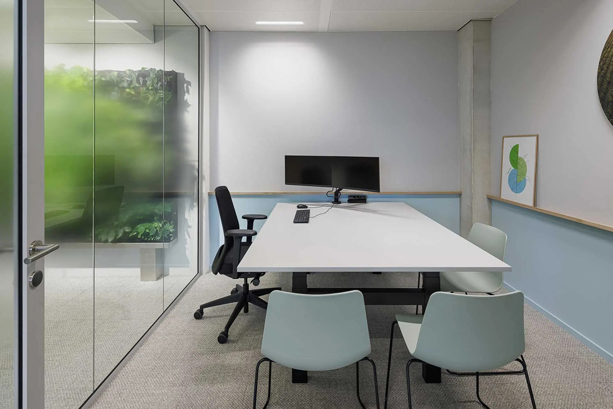 ���70���ϳ�����Ofi ������+�������ܲ��ı���԰�Ǩ