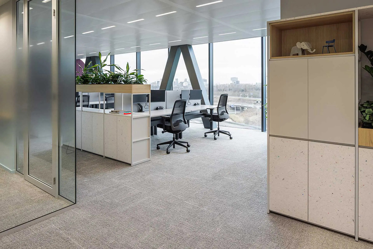 ���70���ϳ�����Ofi ������+�������ܲ��ı���԰�Ǩ