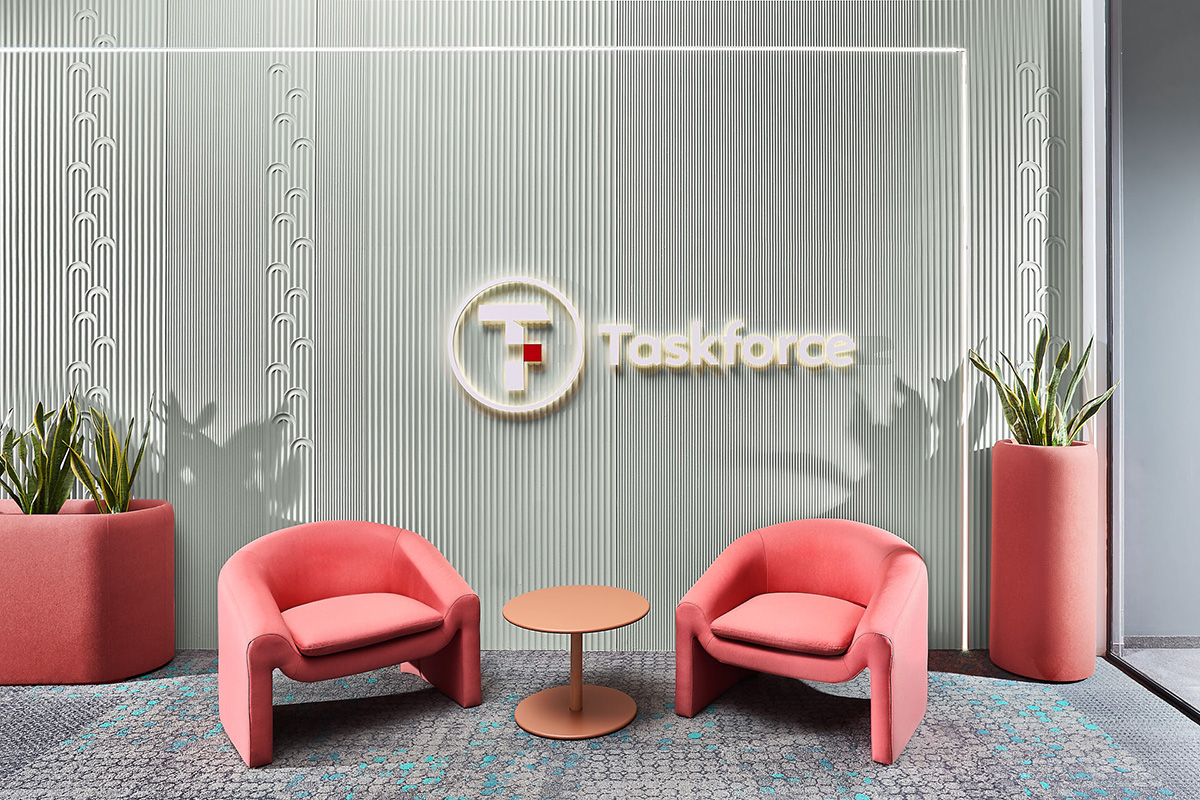 ��ѯ��˾Taskforce˹�������ܲ���ɫ��+��ֲ+���Ų���