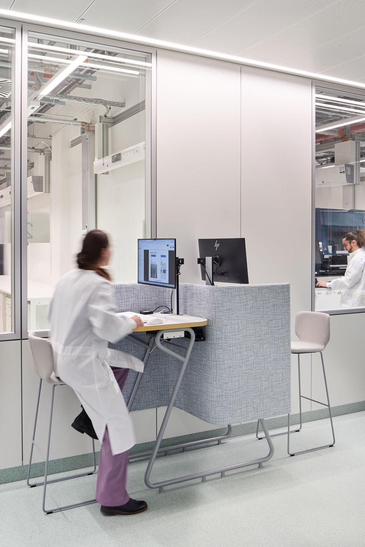��Ӱ��ͥ+����������Roche���ϰѿ��пռ����һ����������