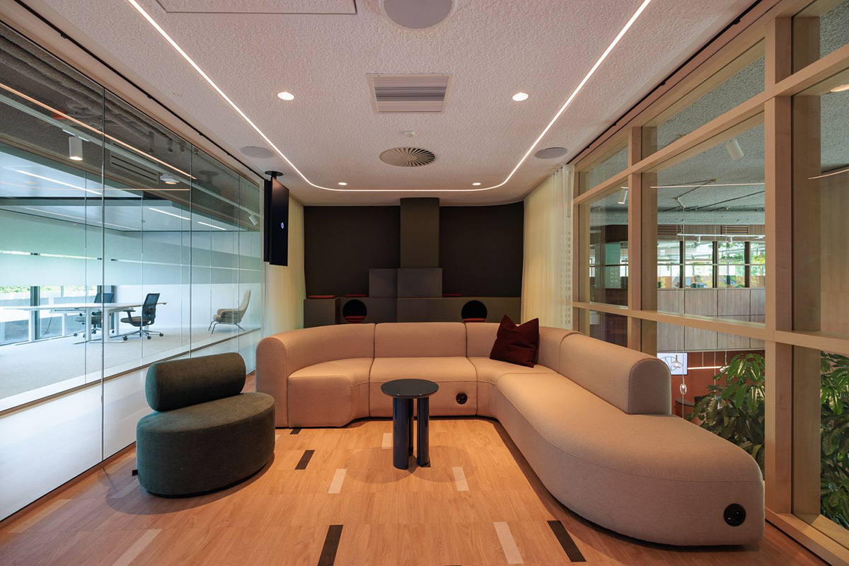 �����칫HNK Workspaces�������Ͱ칫���ڸ�д��ͳ��λ