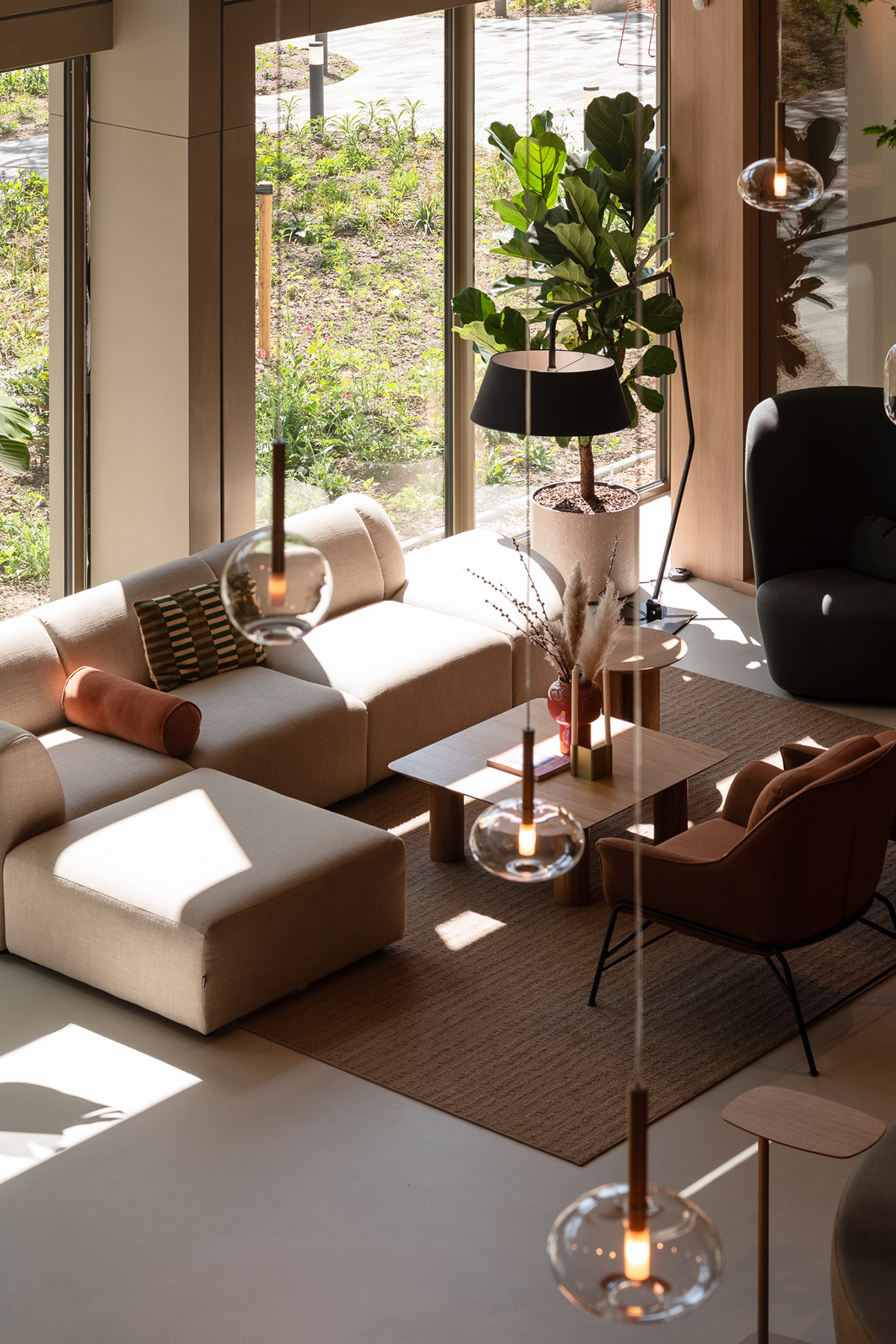 �����칫HNK Workspaces�������Ͱ칫���ڸ�д��ͳ��λ