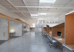 Edward Ogosta 建筑事务所设计的合成办公室