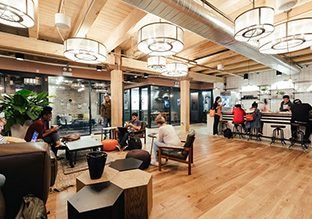 WeWork֥Ӹϰ칫